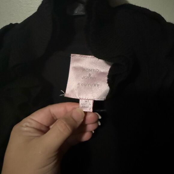 Romeo & Juliet Couture Open Front Ruffle Sweater Size L NWT M Black - Picture 6 of 7